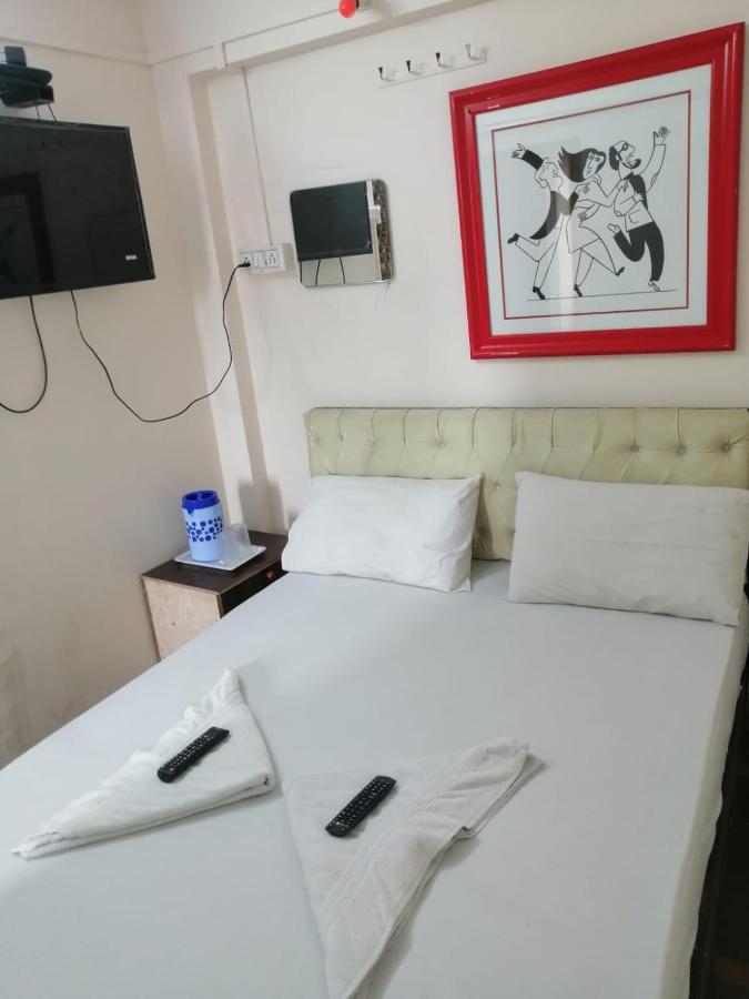 Hotel Kaina Residency Vashi エクステリア 写真